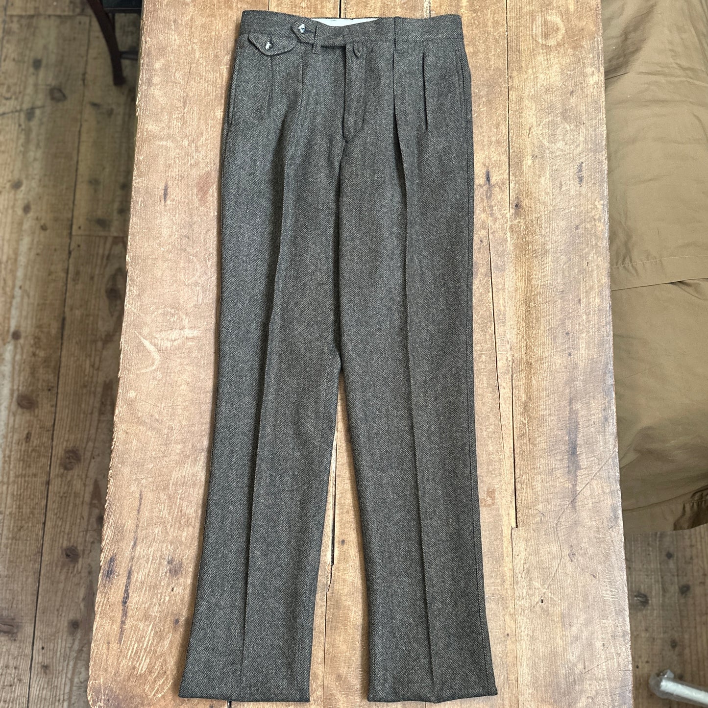 1260P Tweed McArthur ヘリンボーンツィードマッカーサー