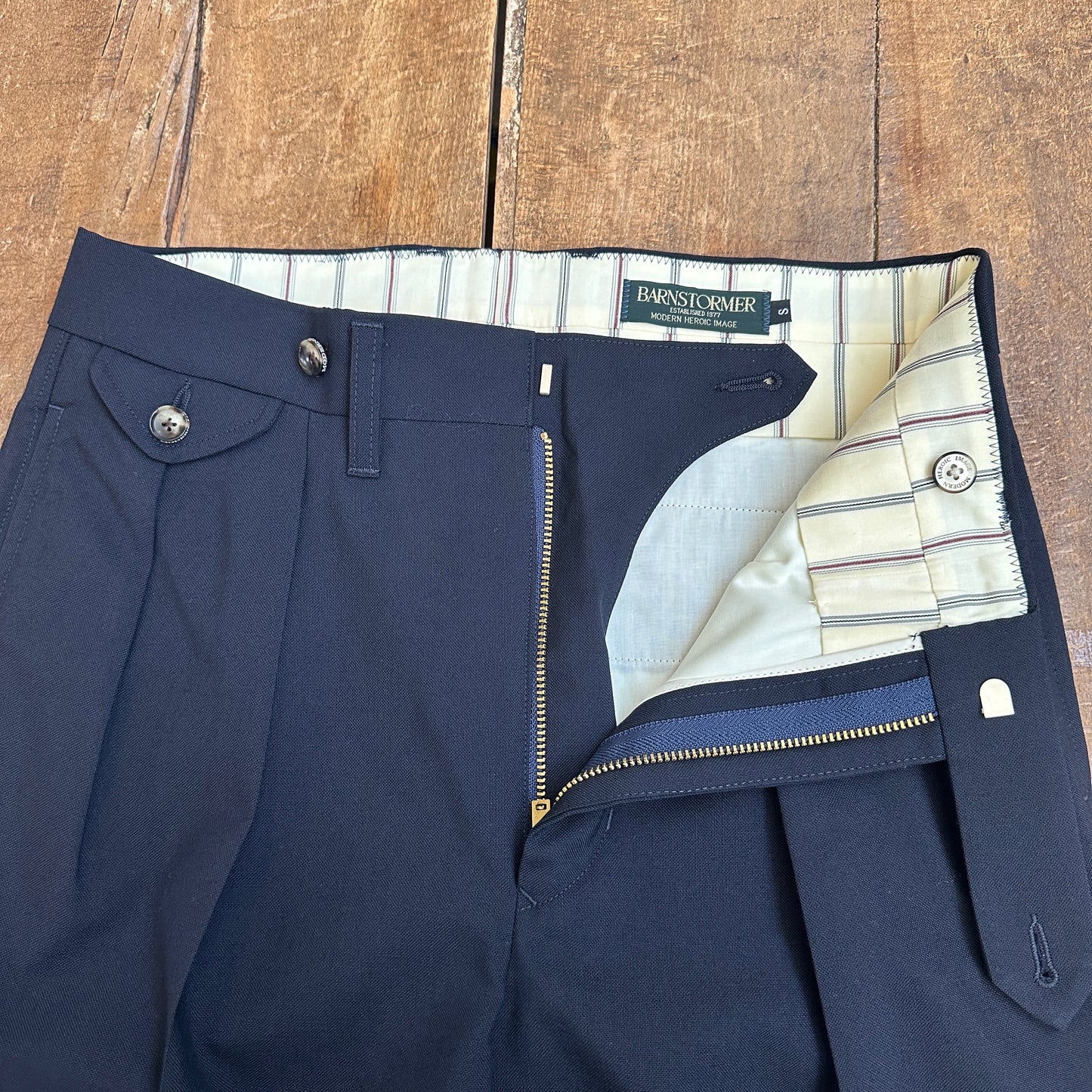 1254P Poral McArthurポーラマッカーサー