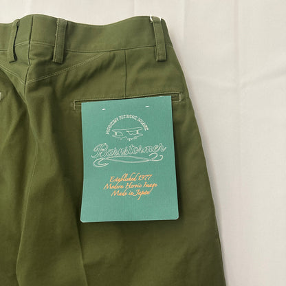 1952UC American Fits Flat Front Chinos Trousers